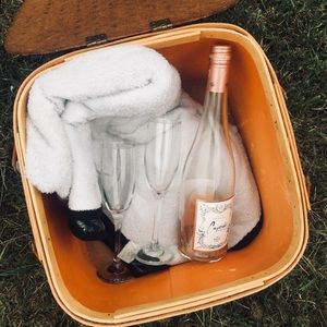 Beautiful Wicker picnic basket